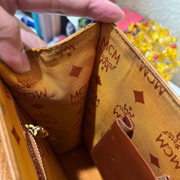 MCM VINTAGE DOCUMENT/LAPTOP BAG - Picture 9 of 16